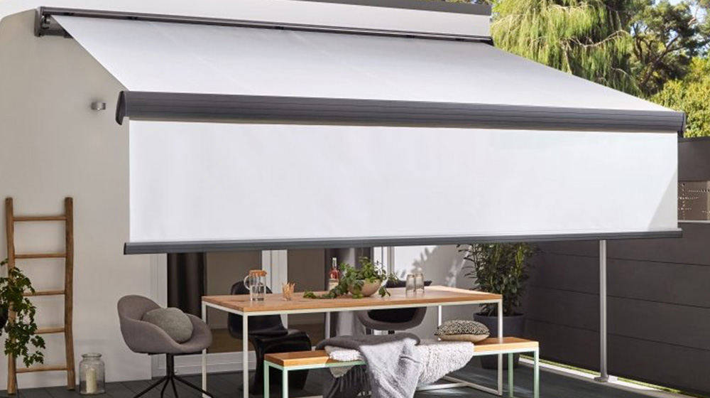 Markise mit transluzentem Vario-Volant – optimaler Blendschutz auf der Terrasse